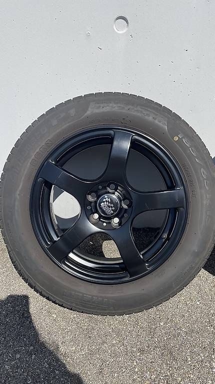 Pneumatici & Ruote complete: Komplett-Räder 15-Zoll – Usato da Diepoldsau venduto da sarina.99 1