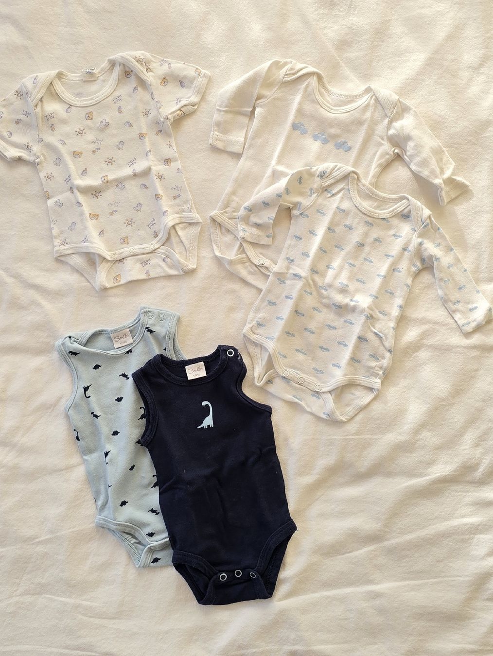 Lotti & Set di vestiti: Baby Kleiderset 50/56 – Usato da Alpthal venduto da M.J.A. 2