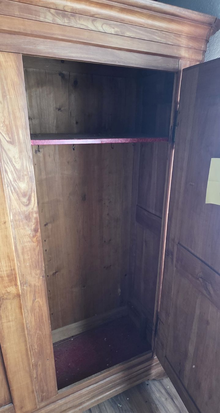 Schränke: Alter Bauernschrank – Gebraucht aus Dättlikon von Biertrans 2