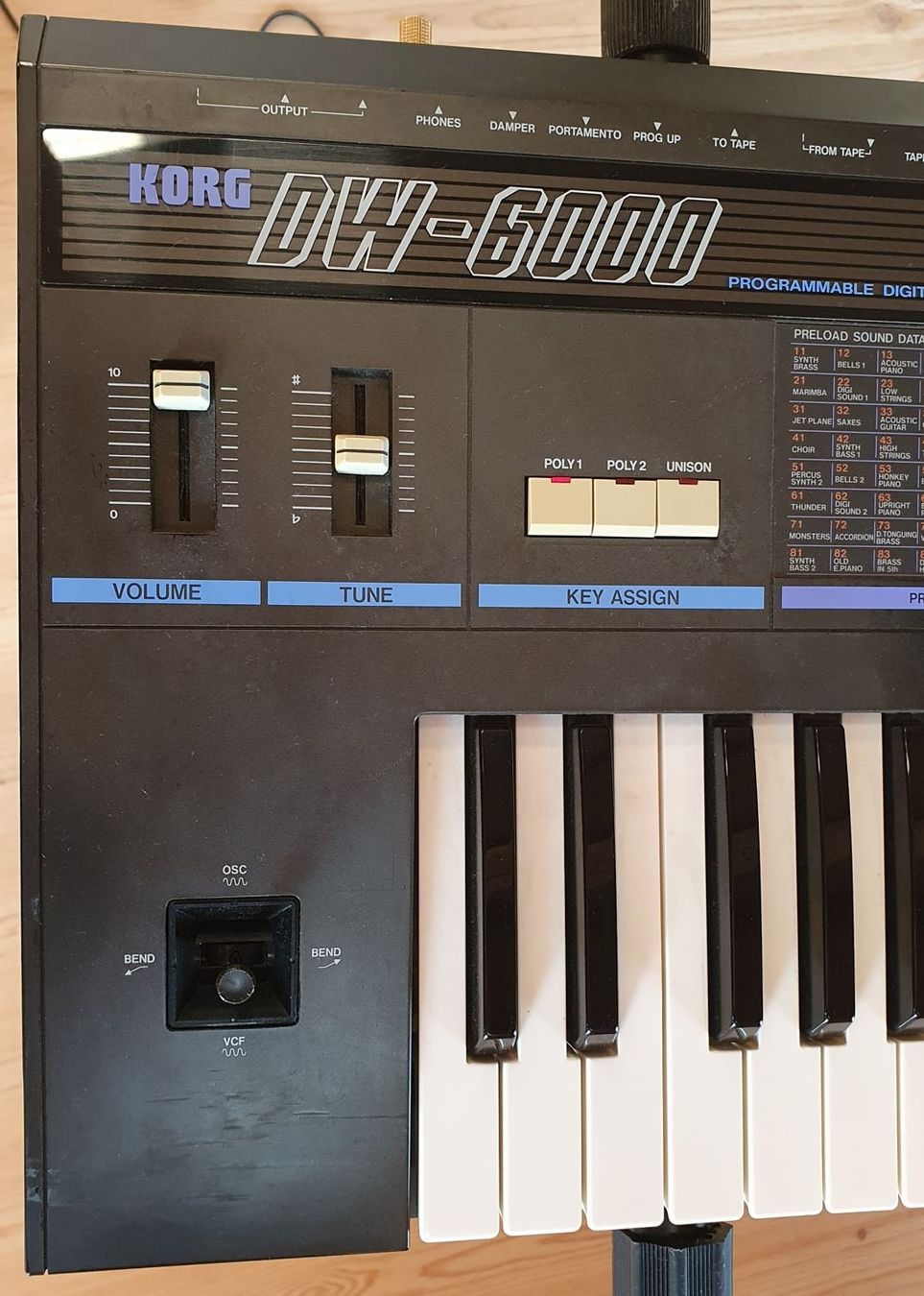 Korg Instruments de musique: Korg DW-6000 – D'occasion à Hausen am Albis par Btyh 1