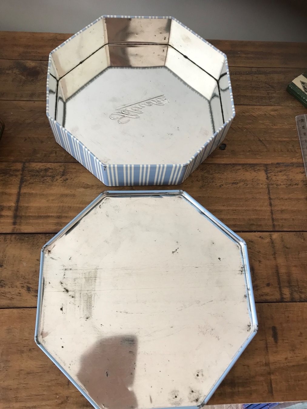 Schnebli Altro in Decorazioni & Accessori: Alte Blechdose Schnebli Biscuits – Usato da Rapperswil SG venduto da cosiba01 1