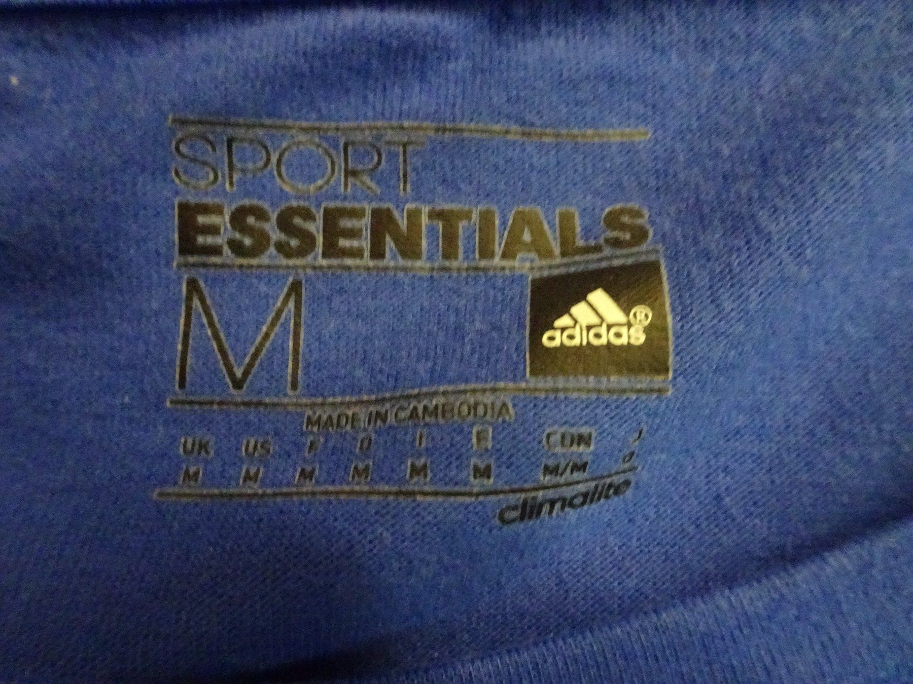 Adidas Canottiere & Pantaloni: Trainingstrikot – Usato da Münchenbuchsee venduto da Yothu 2