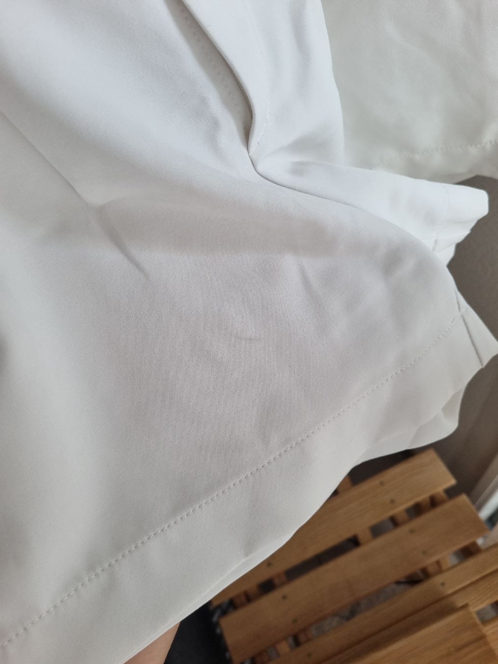 Pantalons: White Shorts Size M – Neuf (Voir description) à Aigle par Smagbrelle18 1