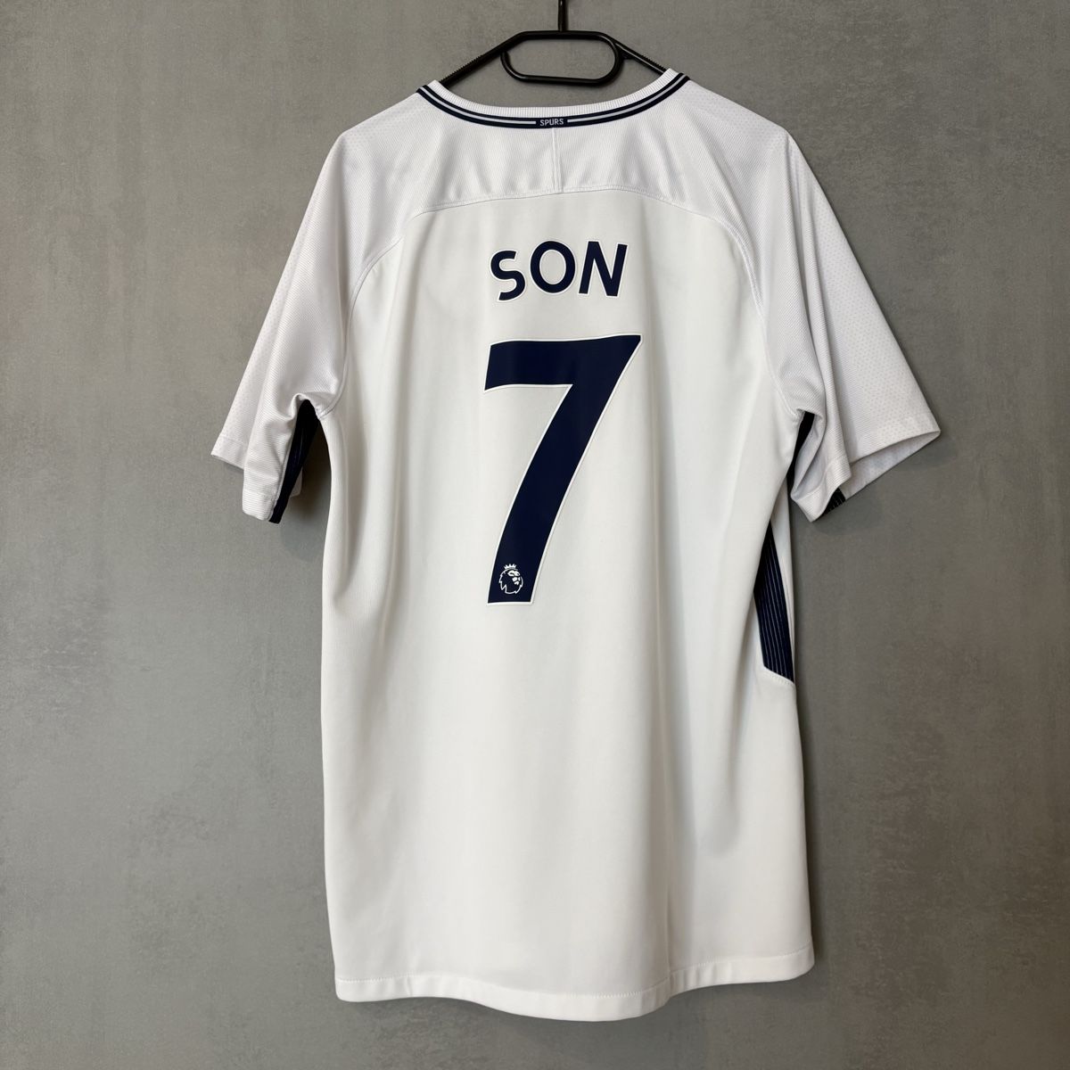 Nike Canottiere & Pantaloni: Tottenham Hotspurs Trikot Son Nike – Usato da Winterthur venduto da LaBodega 6
