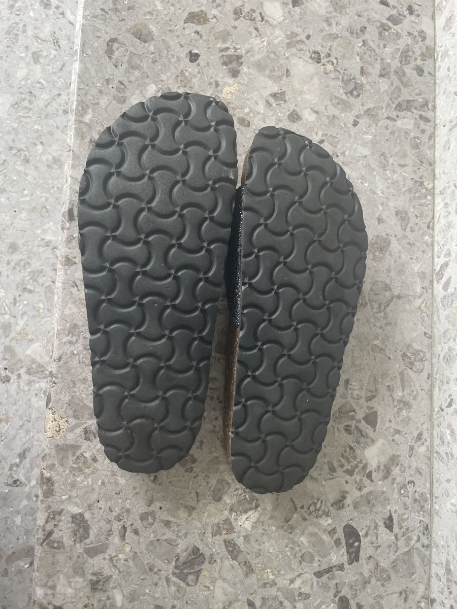 Scarpe da donna: Glitzer Pantoletten schwarz Goldstar – Usato da Unterägeri venduto da mil_lcs2 1