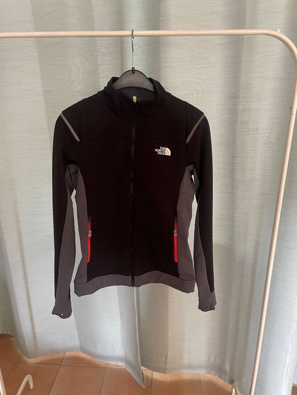 North Face Giacche: The North Face Speedtour Stretch Jacke Softshell S – Usato da Clarens venduto da Lois86
