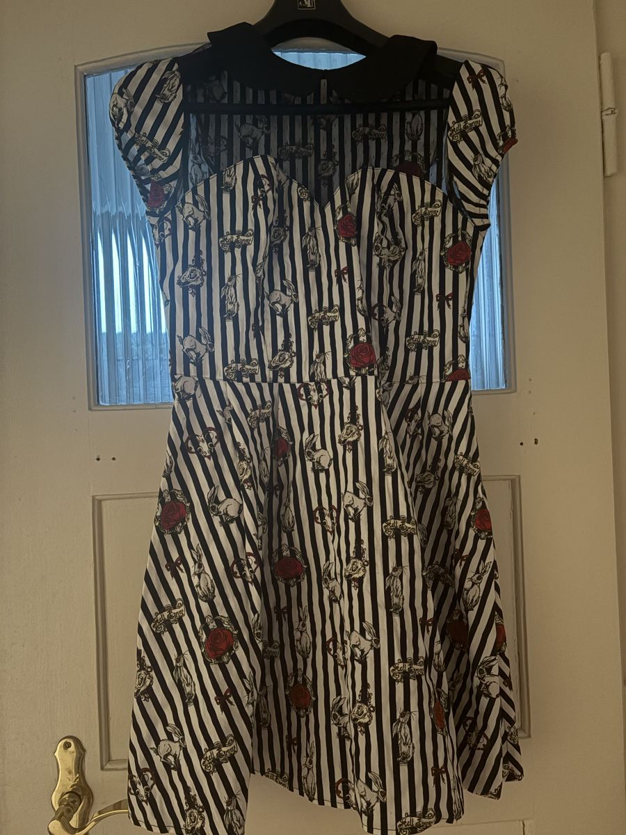 Kleider: Hell Bunny Kleid Gr. L – Gebraucht aus Bern von Princesse_Stephanie