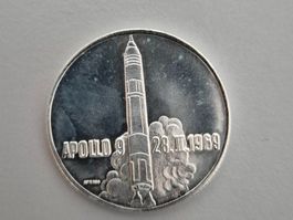 1 Silbermedaillen mit Apollo 9 und 10  guter Zustand