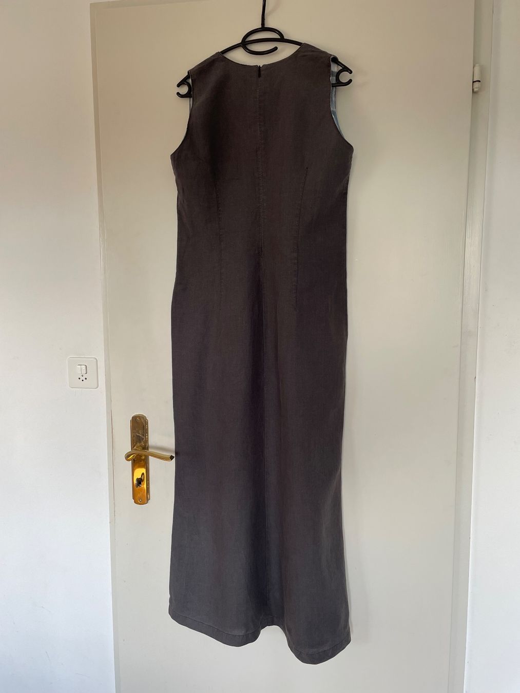 Nile Vestiti: NILE graues Kleid Gr. M – Usato da Unterentfelden venduto da mar_kg6w 2