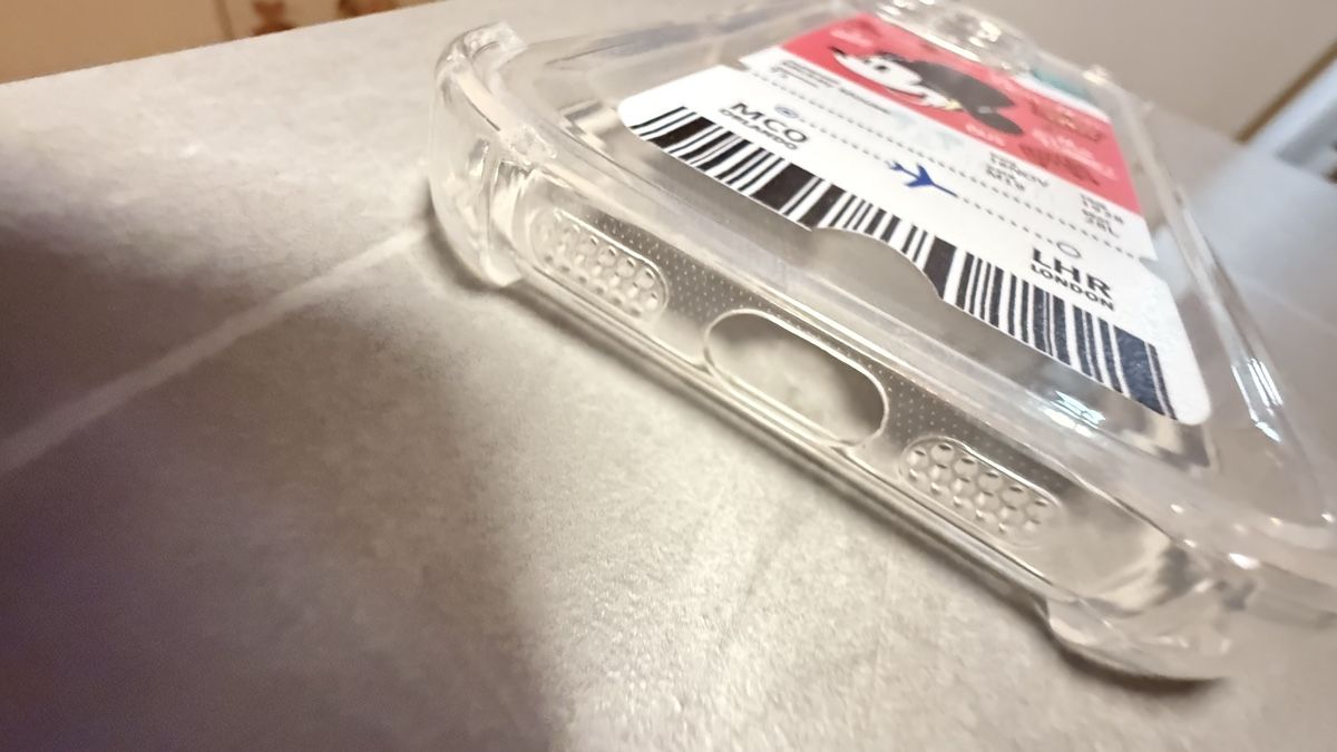 Covers & Schutzfolien: iPhone 16 Pro Hülle Mickey Mouse London Ticket – Neu (gemäss Beschreibung) aus Zürich von Krikri21 1