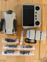 DJI Mini 3 Fly More Combo mit DJI RC (Display-Fernsteuerung)