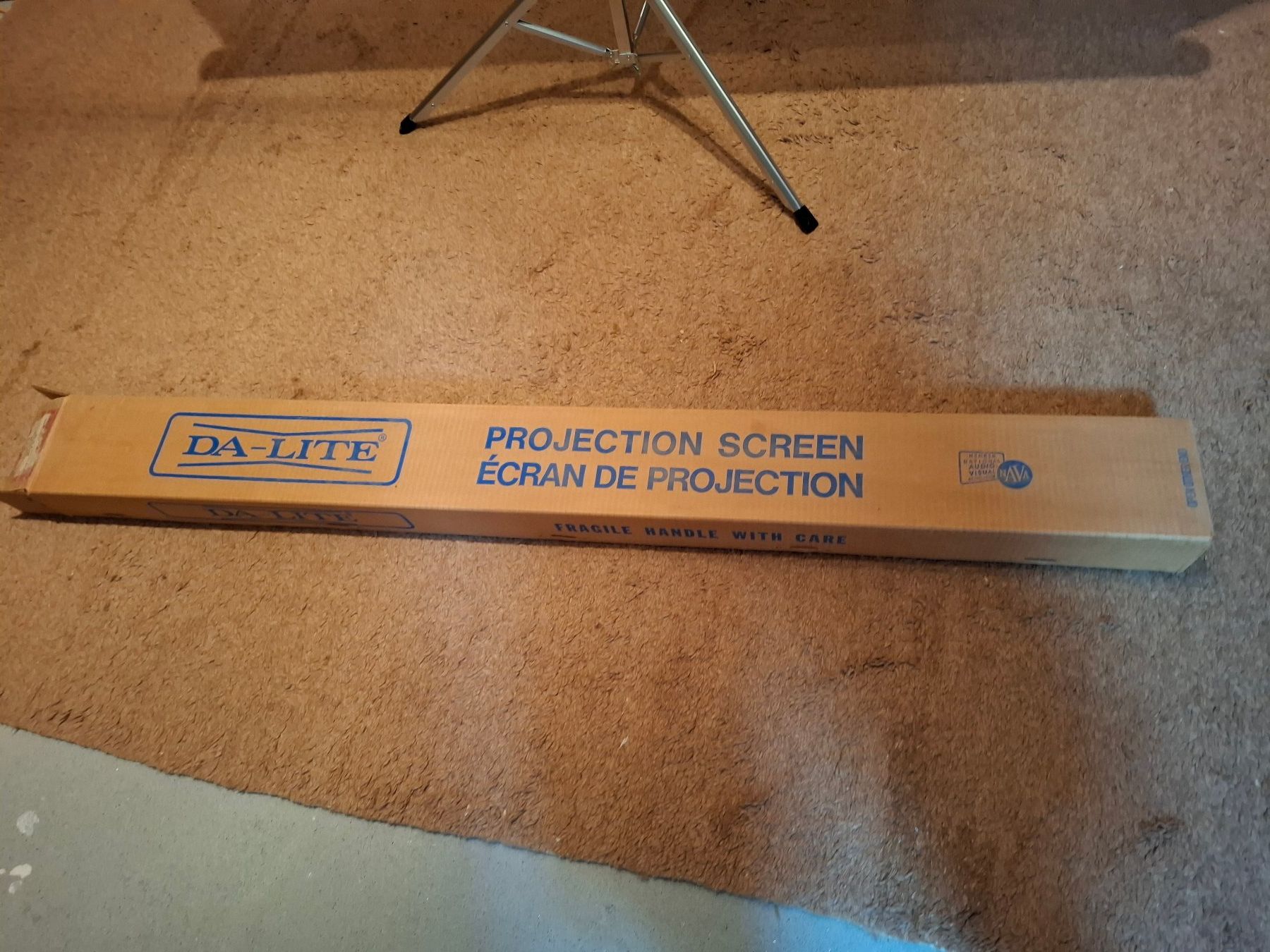 Autres décorations & accessoires: Projection Screen mit Stativ – D'occasion à Effretikon par kauli87 3