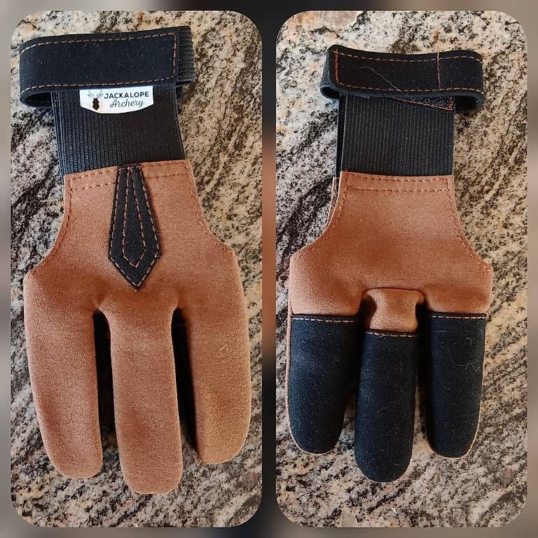 Guanti & manicotti: Bogenschiess-Handschuhe Gr. S / NEU – Usato da Hemmental venduto da maa_5d5y