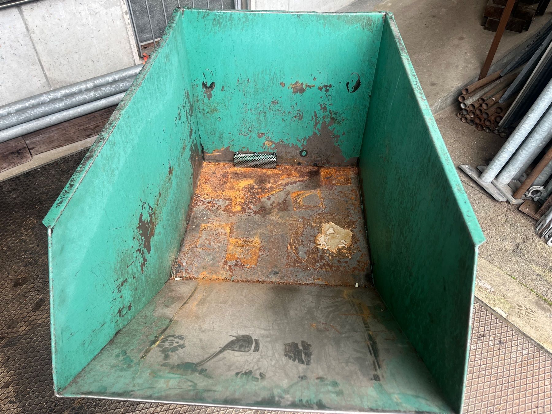 Baucontainer: Kippmulde (Spänemulde) zu verkaufen – Gebraucht aus Ulisbach von MSH01 3