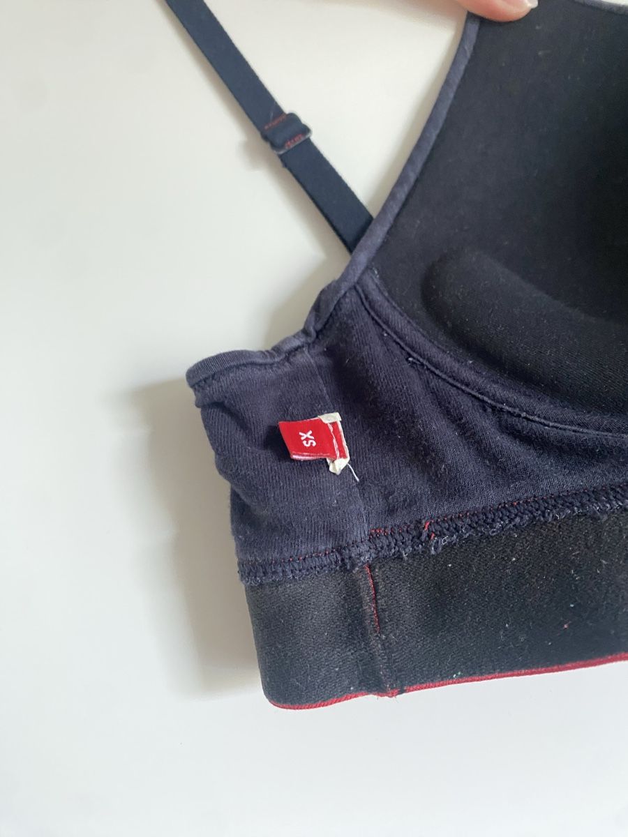 Tommy Hilfiger Sonstige Unterwäsche: Tommy Hilfiger BH – Gebraucht aus Lützelflüh-Goldb von flu_q9tg 4
