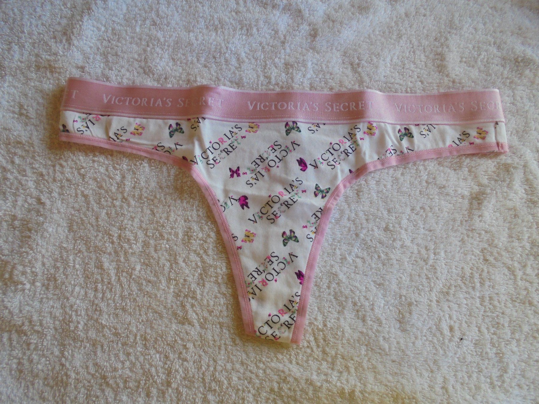 Victoria's Secret Altra biancheria intima: VICTORIA'S SECRET THONG, L, NEU – Nuovo e nell'imballaggio originale da Aarau Rohr venduto da PinkSchwein