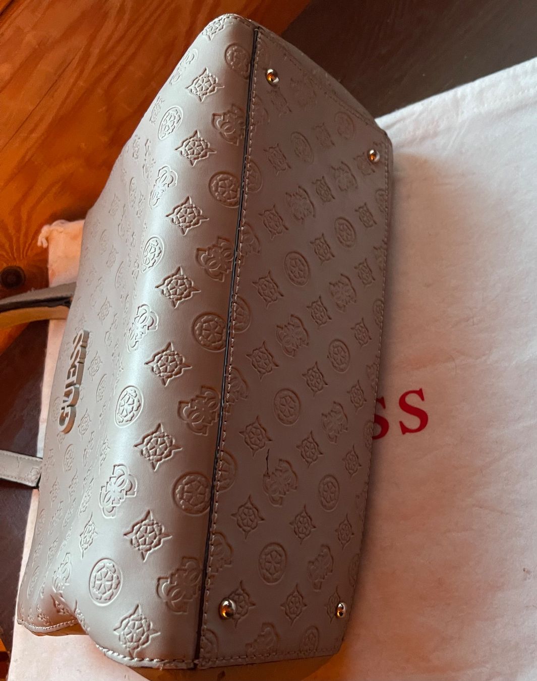 Guess Borse da donna: Borsa GUESS -Originale! in bell colore elegante e spaziosa – Nuovo (secondo la descrizione) da Gordevio venduto da LanaZimm 6