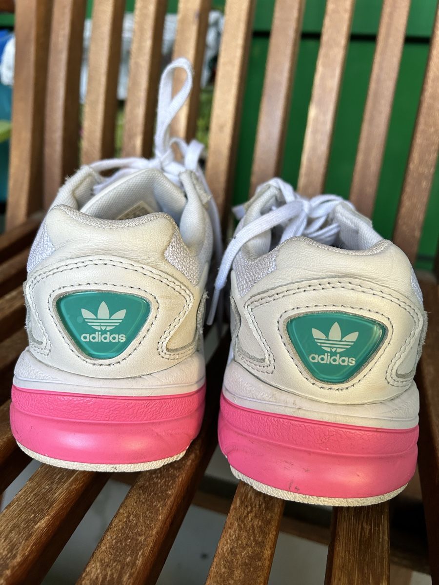 Adidas Scarpe da donna: Baskets Adidas Falcon  / taille 36 – Usato da Meyrin venduto da Bronx86 5