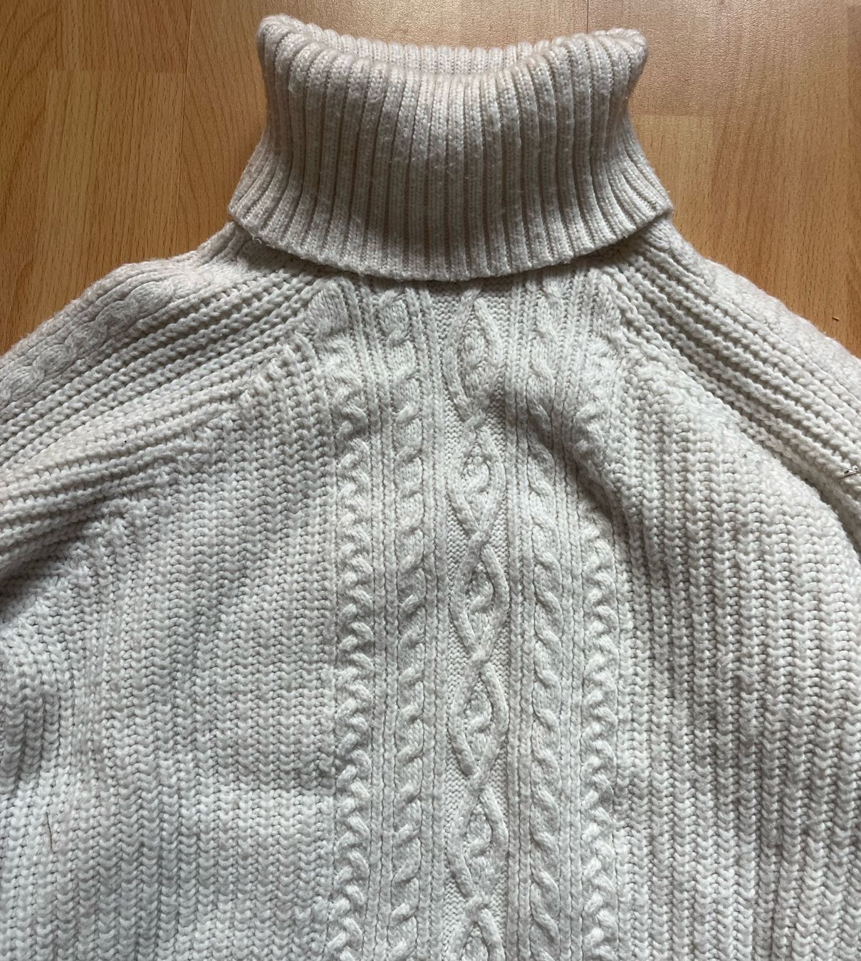 H&M Maglioni & Felpe: White H&M Sweater – Usato da Basel venduto da das_7wzs 1