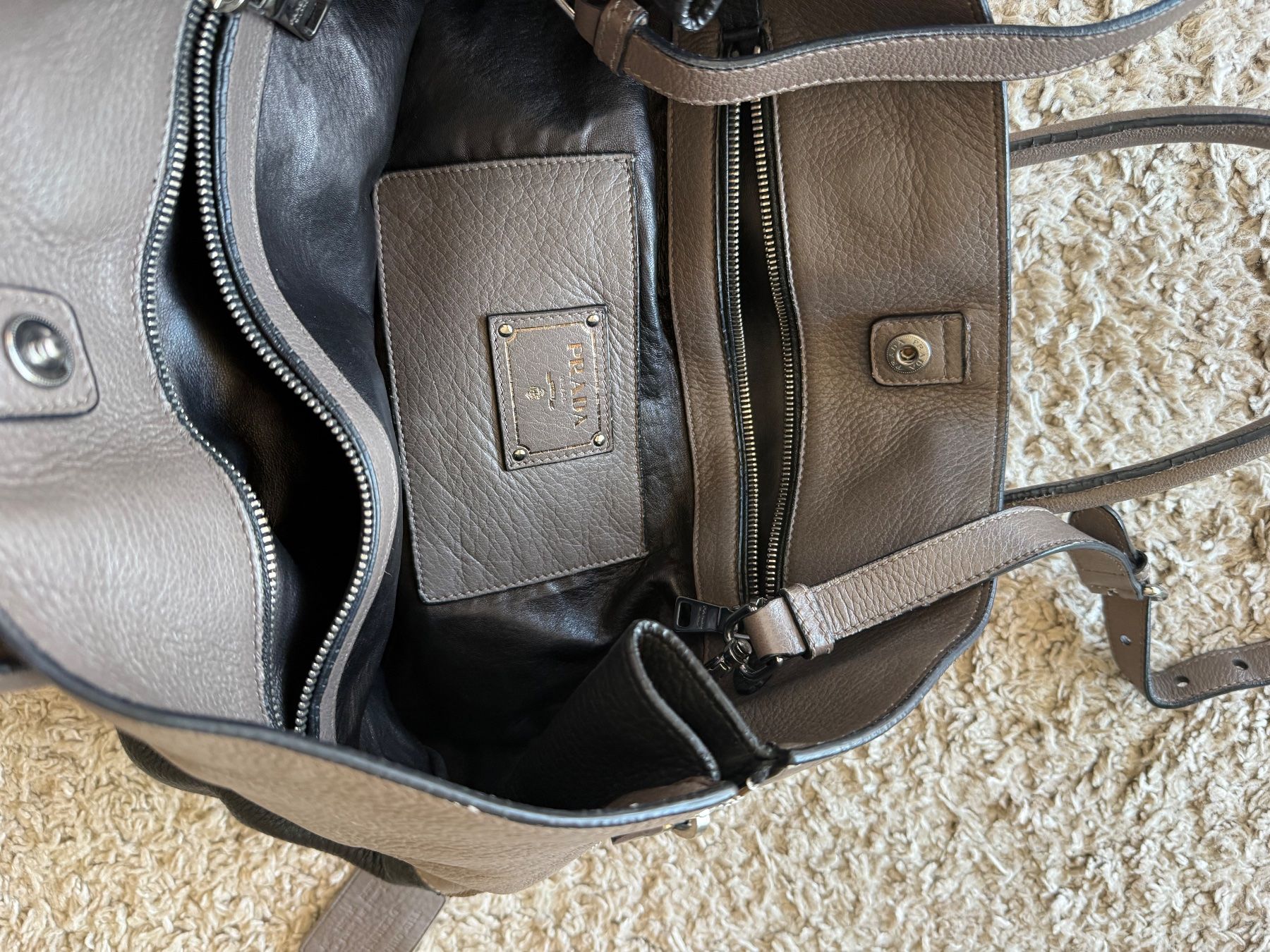 Prada Borse da donna: Prada Original Leather Tote Bag (Model Vitello) – Usato da Maloja venduto da mags413 6