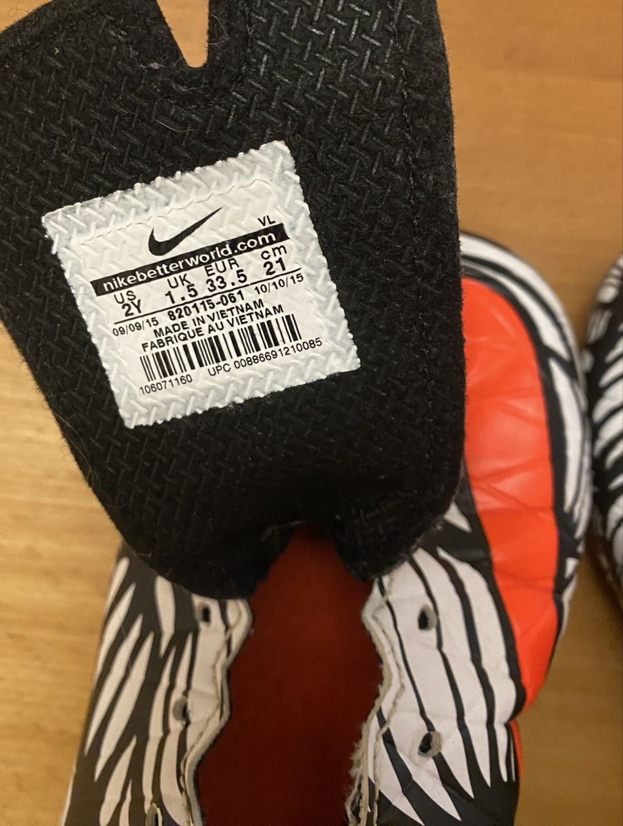 Nike Scarpe per ragazzi: Nike Hypervenom Phelon 2 Neymar Gr. 33.5 – Usato da Sarnen venduto da Paris99 1
