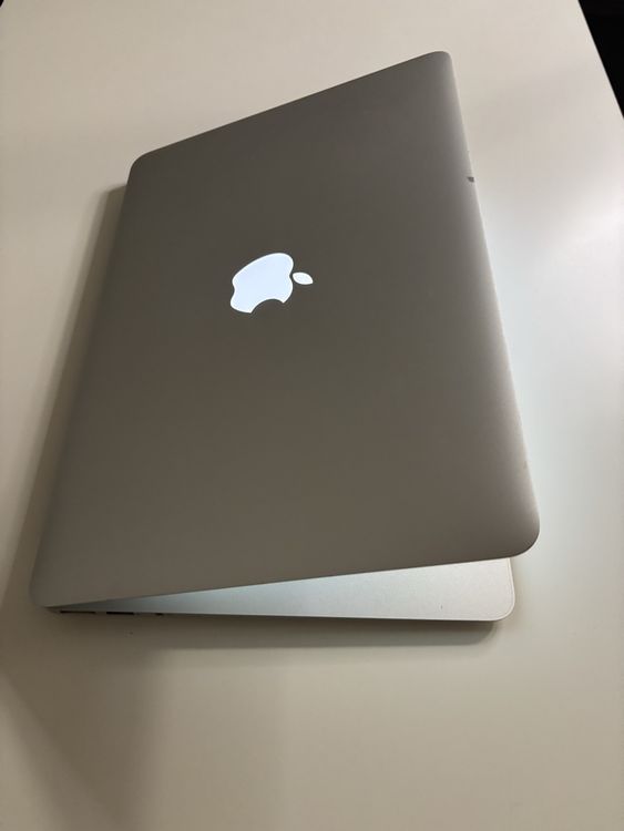 Apple Notebook: Macbook Air 6,2 – Usato da Untersiggenthal venduto da zyb_ct5z