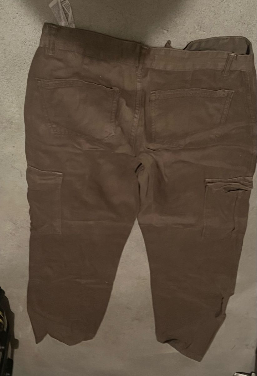 Stradivarius Jeans: Stradivarius Cargo Pants Grösse 36 – Usato da Wettingen venduto da Jaaani 2