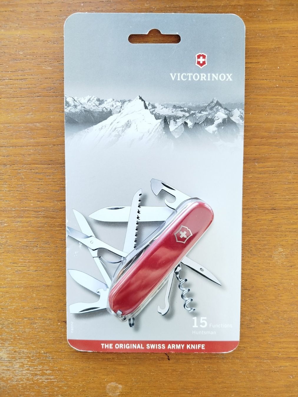 Victorinox Taschenmesser: VICTORINOX Huntsman neu – Neu und originalverpackt aus Zug von Robert0125