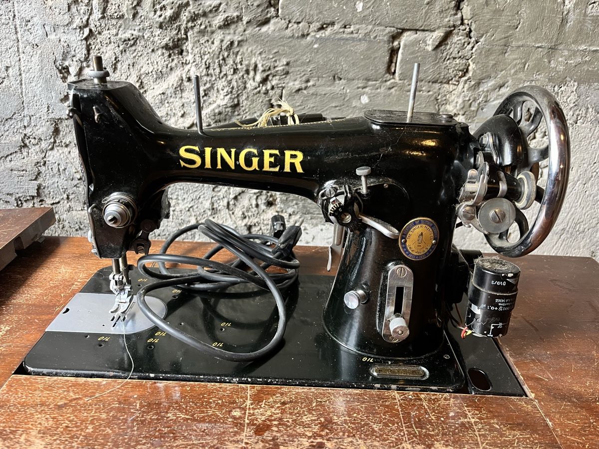 Singer Macchine da cucire: Singer Nähmaschine – Usato da Obermumpf venduto da sto_gz5h