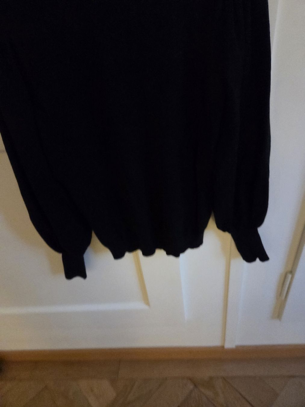 Pullover & Sweatshirts: MSCH Pullover Baumwolle - Gösse XS/S in Schwarz – Gebraucht aus Bern von Tashmi_BE 1
