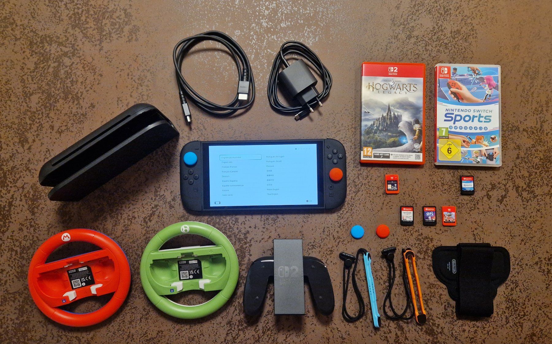 Nintendo Console: Nintendo Switch 2 mit Spielen & Zubehör – Usato da Salgesch venduto da Cina1971