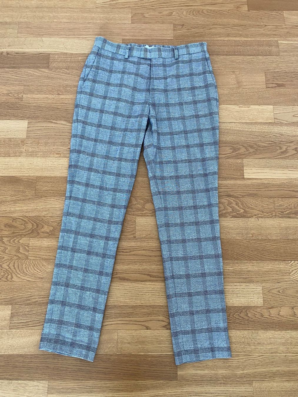 Pantaloni: Stoffhose mit Karomuster - Topman - Grösse 34/34 – Usato da Muri AG venduto da Hookipa01