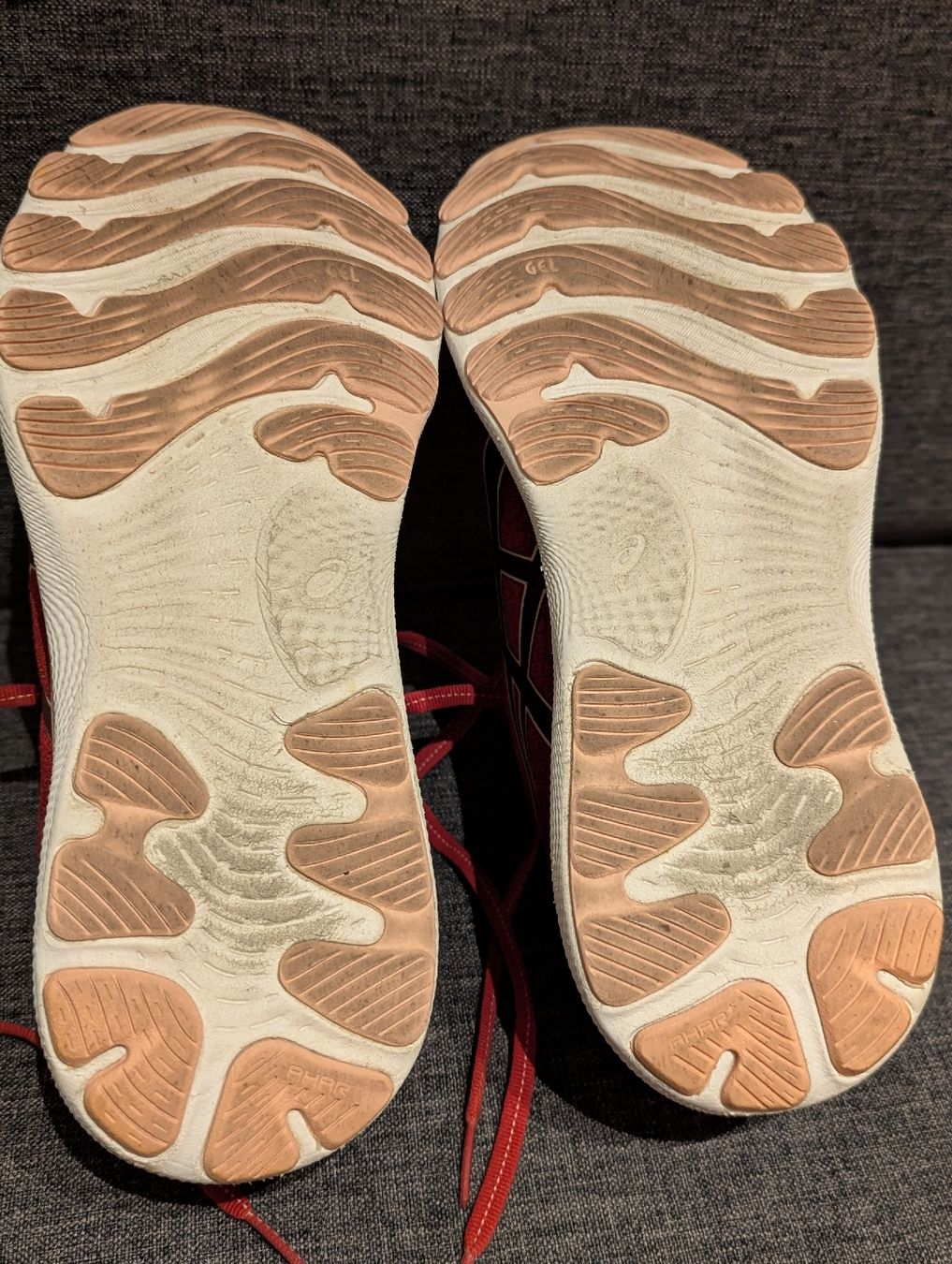 Asics Scarpe da uomo: Asics Gel Nimbus 24, Grösse 39.5 – Usato da Zofingen venduto da Droni_A 3