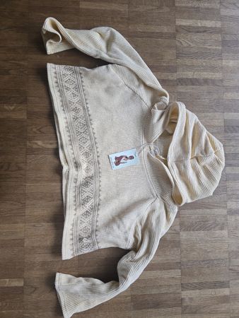 Macra Spirit Strickpullover mit Kapuze, Gr. S/M, Neuwertig