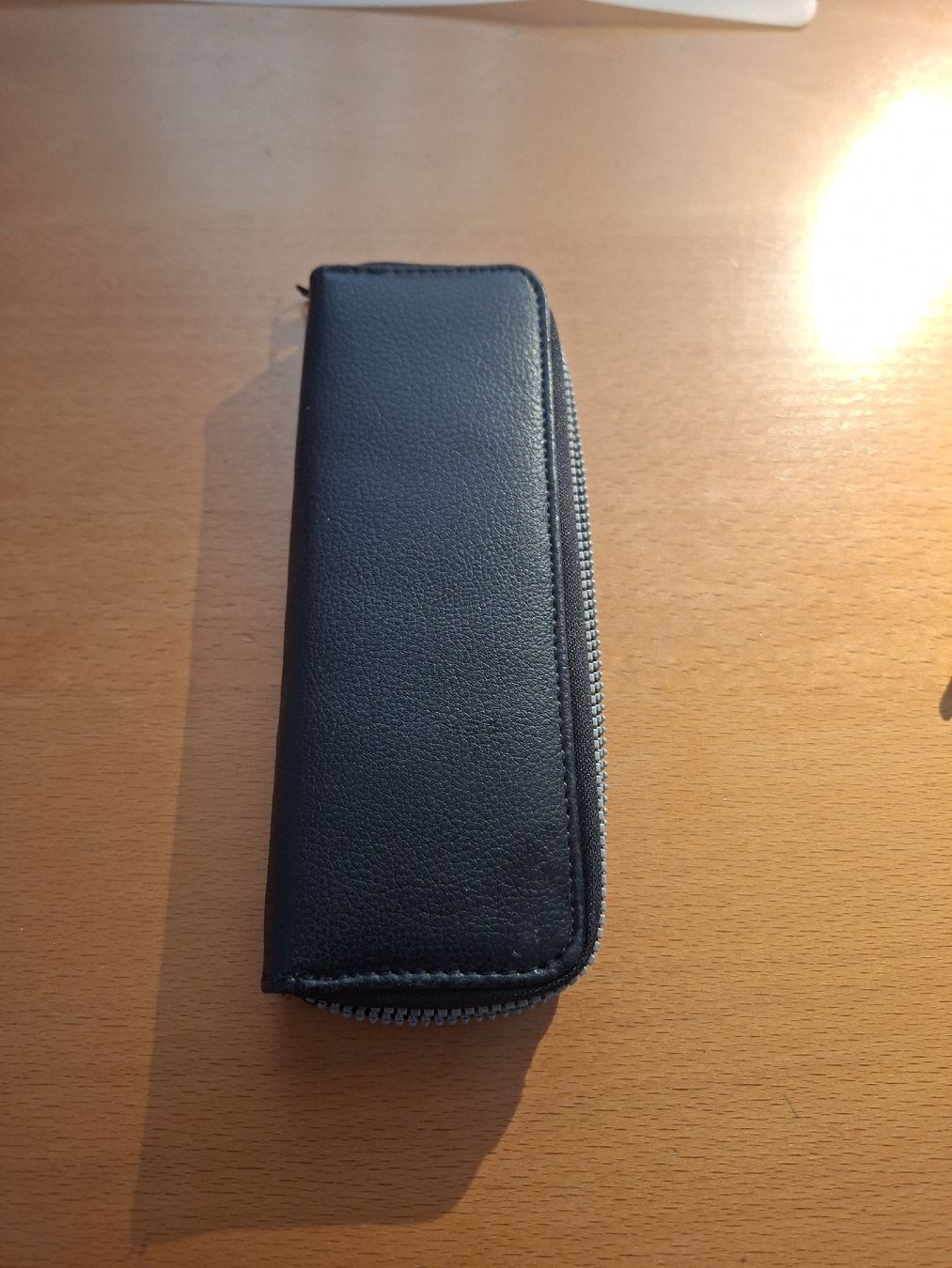 Altro in Scrittura & Disegno: Etui Leder schwarz mit Stift und Lineal.  – Usato da Uster venduto da mak_mw2n