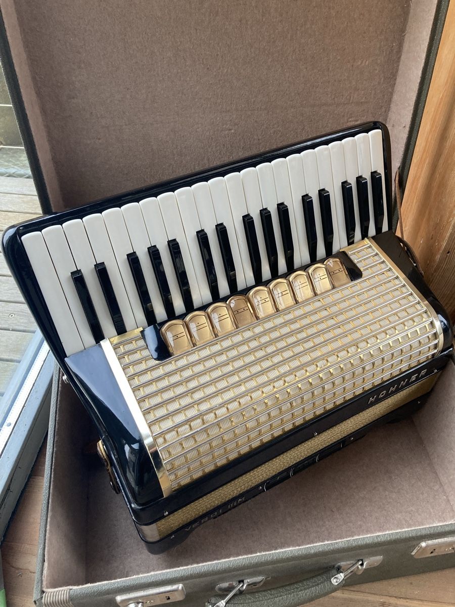 Hohner Musikinstrumente: Akkordeon – Gebraucht aus Frauenfeld von jep_n62d 2