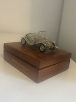 Vintage Mercedes-Benz Modellauto mit Militär-Aufbewahrungsbo