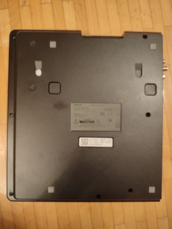 One connect box SOC4002A (BN68 07104D 00)   câbles (Gebraucht) in Bougy