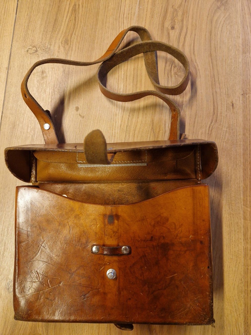 Schweizer Armee Taschen: Schweizer Militär Kartentasche 1989 – Gebraucht aus Pambio Noranco von Robertov9327 2