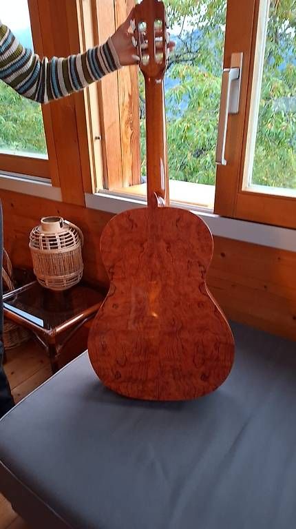 Strumenti musicali: Guitare espagnole Raimundo 104B  – Usato da Genève venduto da Khema17 2