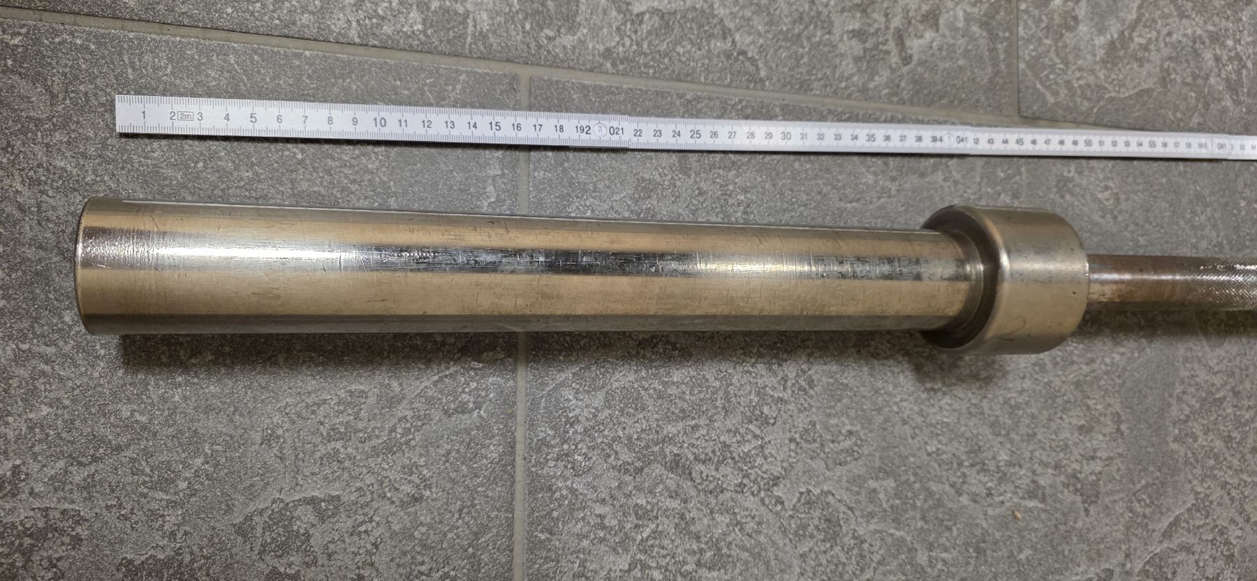 Manubri & Pesi: Profi Olympia Hantelstange, 220 cm – Usato da Madetswil venduto da rolfmartin 1