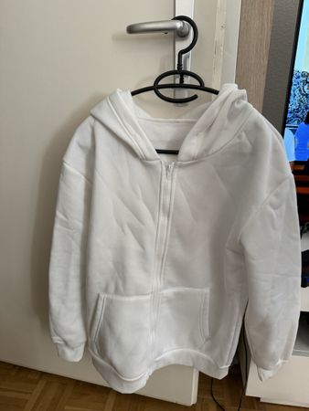 Kapuzenjacke weiss mit Reissverschluss