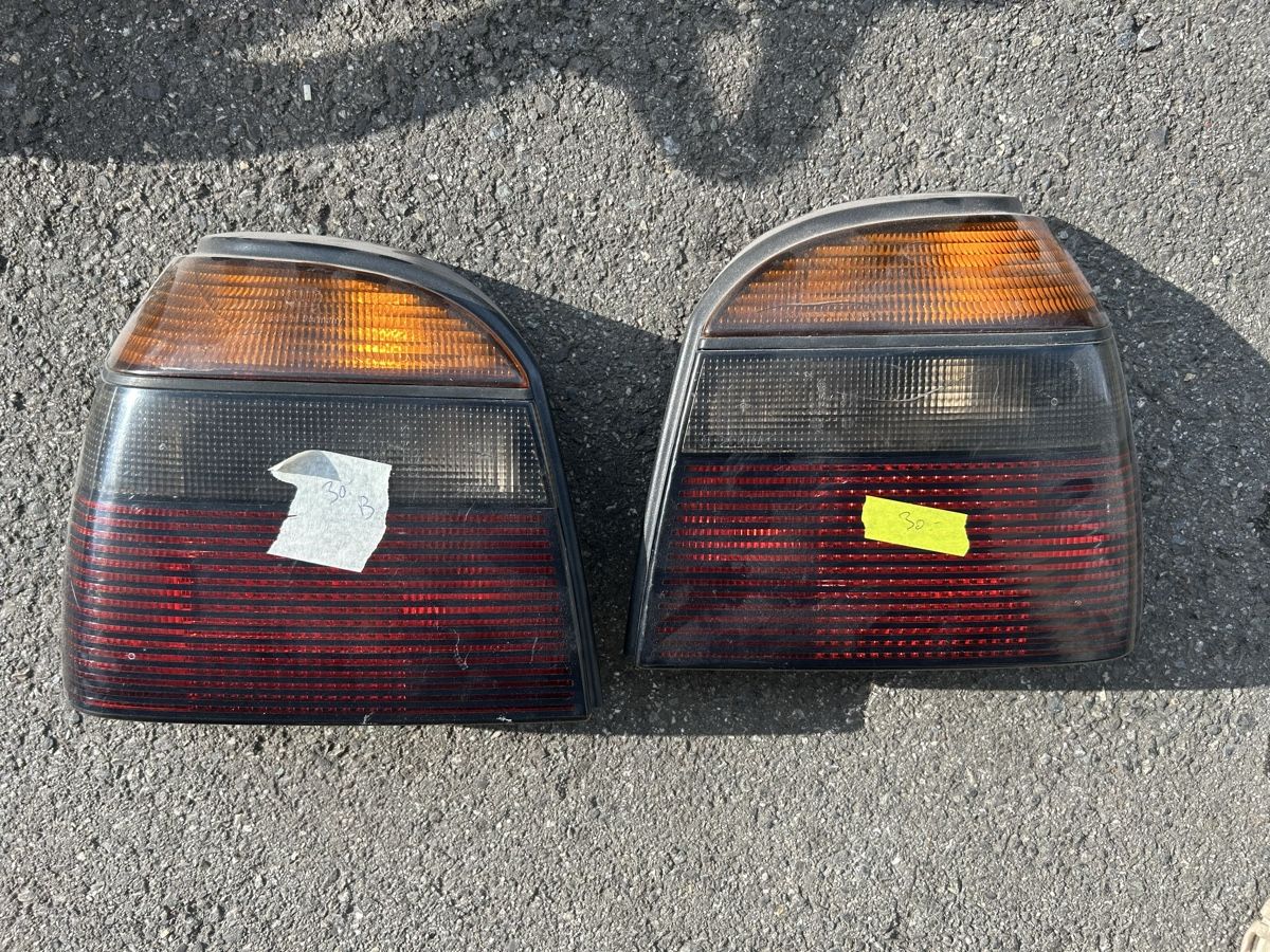 Volkswagen Tutti pezzi di ricambio auto: Feux VW golf 3 GTI/VR6 – Usato da Muraz (Collombey) venduto da Wolfdog1978