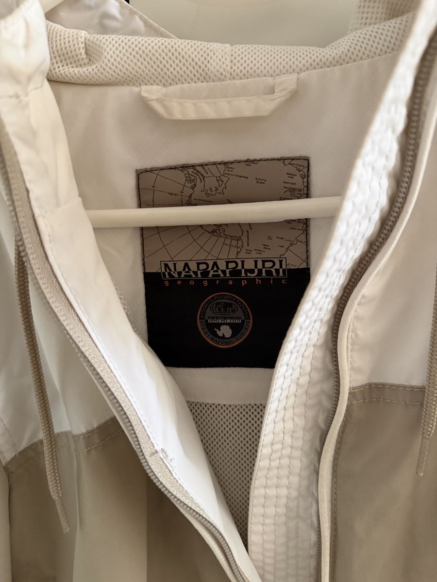 Napapijri Giacche: Napapijri Übergangsjacke, Grösse S – Usato da Zürich venduto da PixelTreasure 2