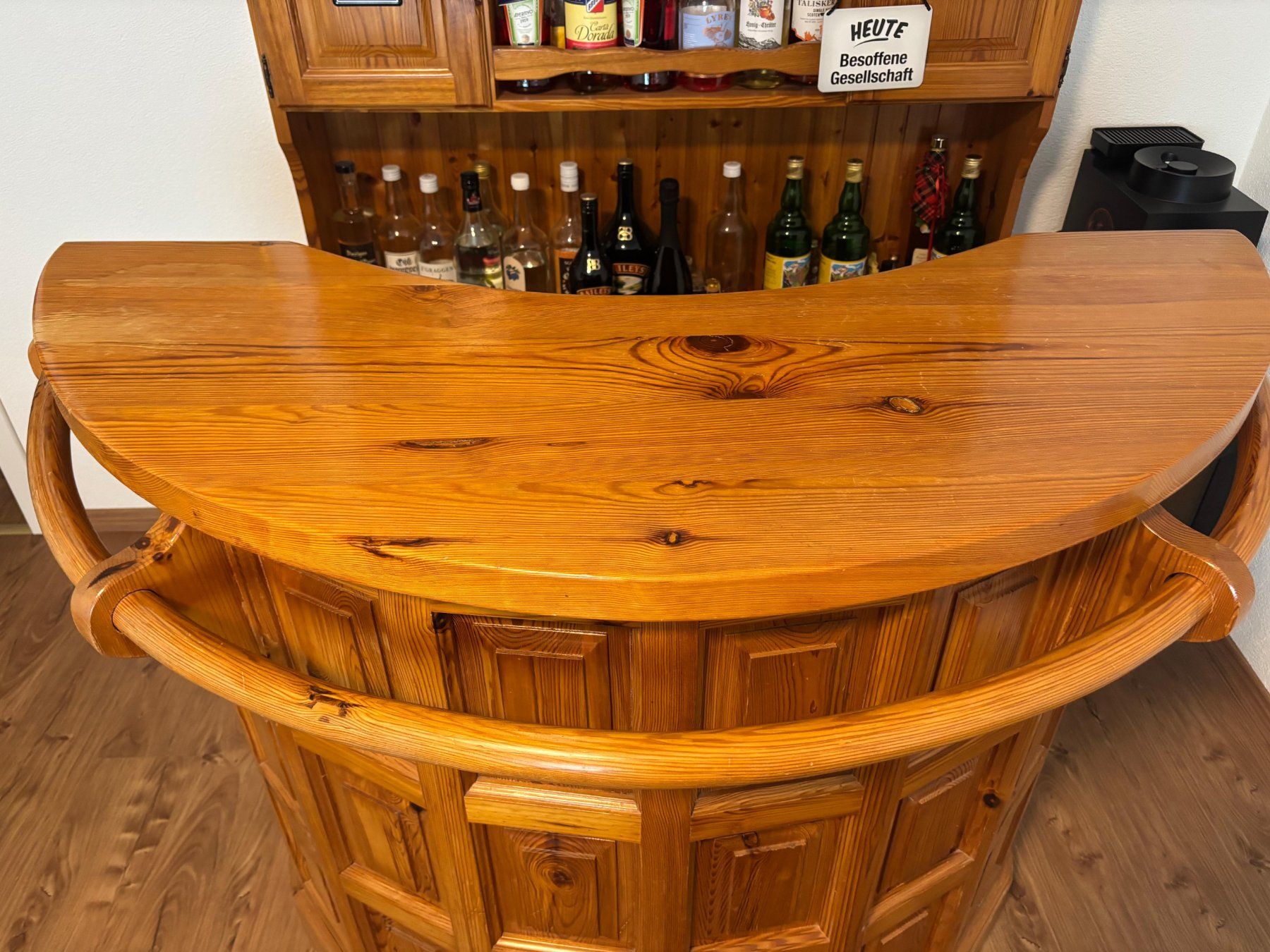 Articoli in legno: heimelige Bar – Usato da Altdorf UR venduto da FailCompetition 2