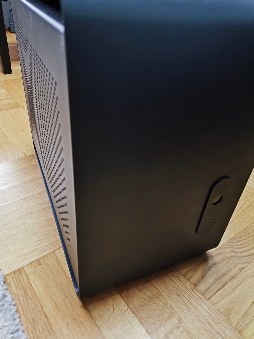 Boîtiers: DA2 mini-itx PC Gehäuse – Défectueux à Möhlin par mcintel 7