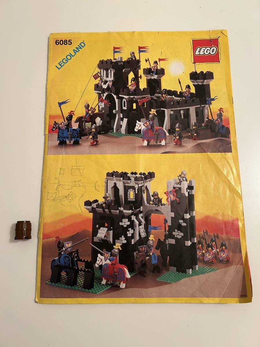 Lego Spielzeuge: Lego Black Monarch's Castle 6085 – Gebraucht aus Kriens von lay01 6