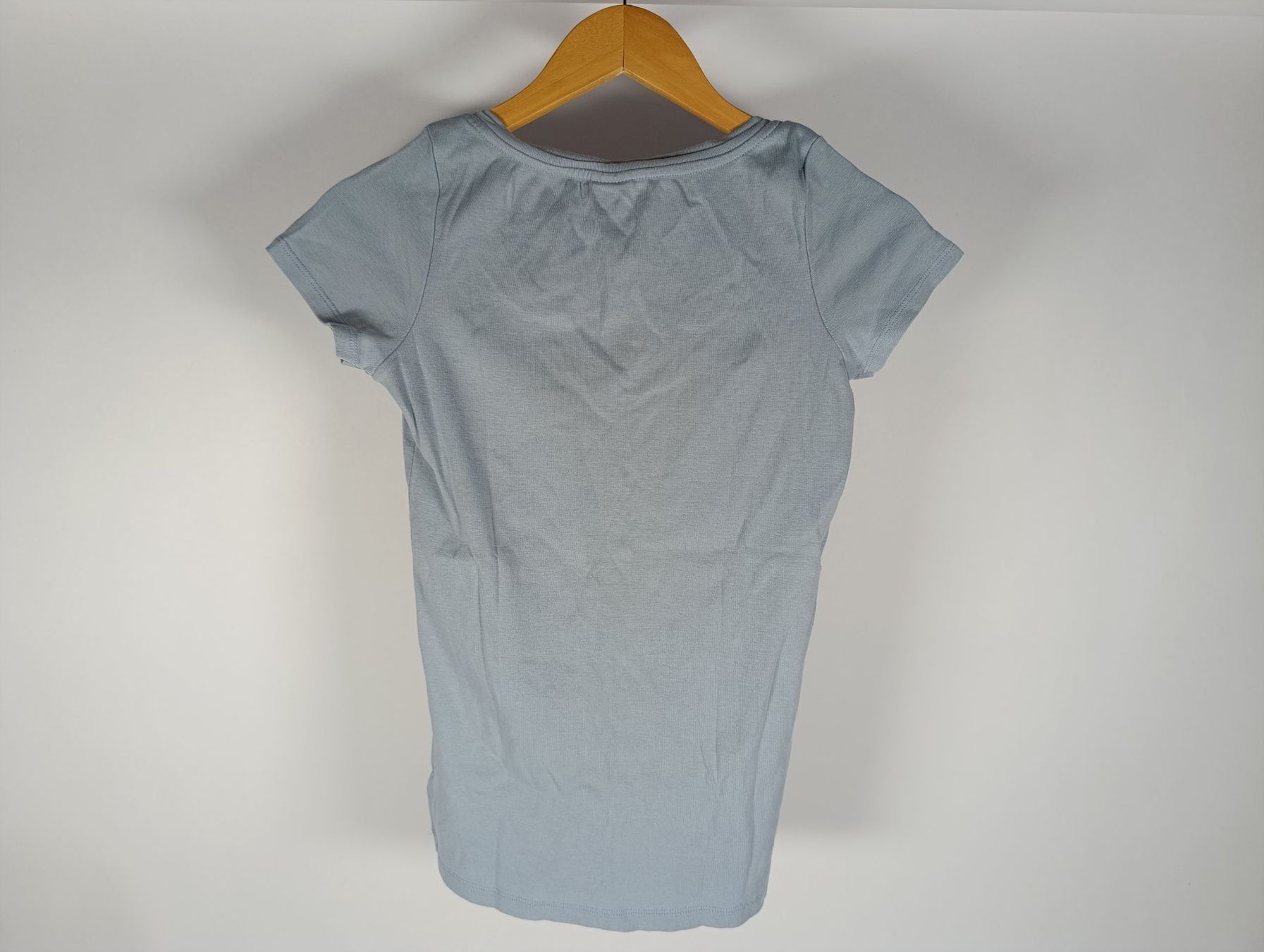 Esprit T-shirt: ESPRIT T-shirt bleu clair taille S – Usato da Thielle venduto da Plusvalue_Neuchatel 1