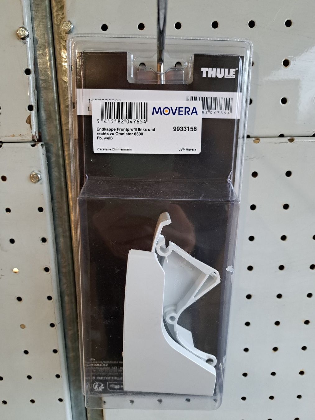 Thule Markisen: THULE Endkappe Frontprofil links und rechts zu Omnistor 6300 – Neu und originalverpackt aus Emmen von CZ6032
