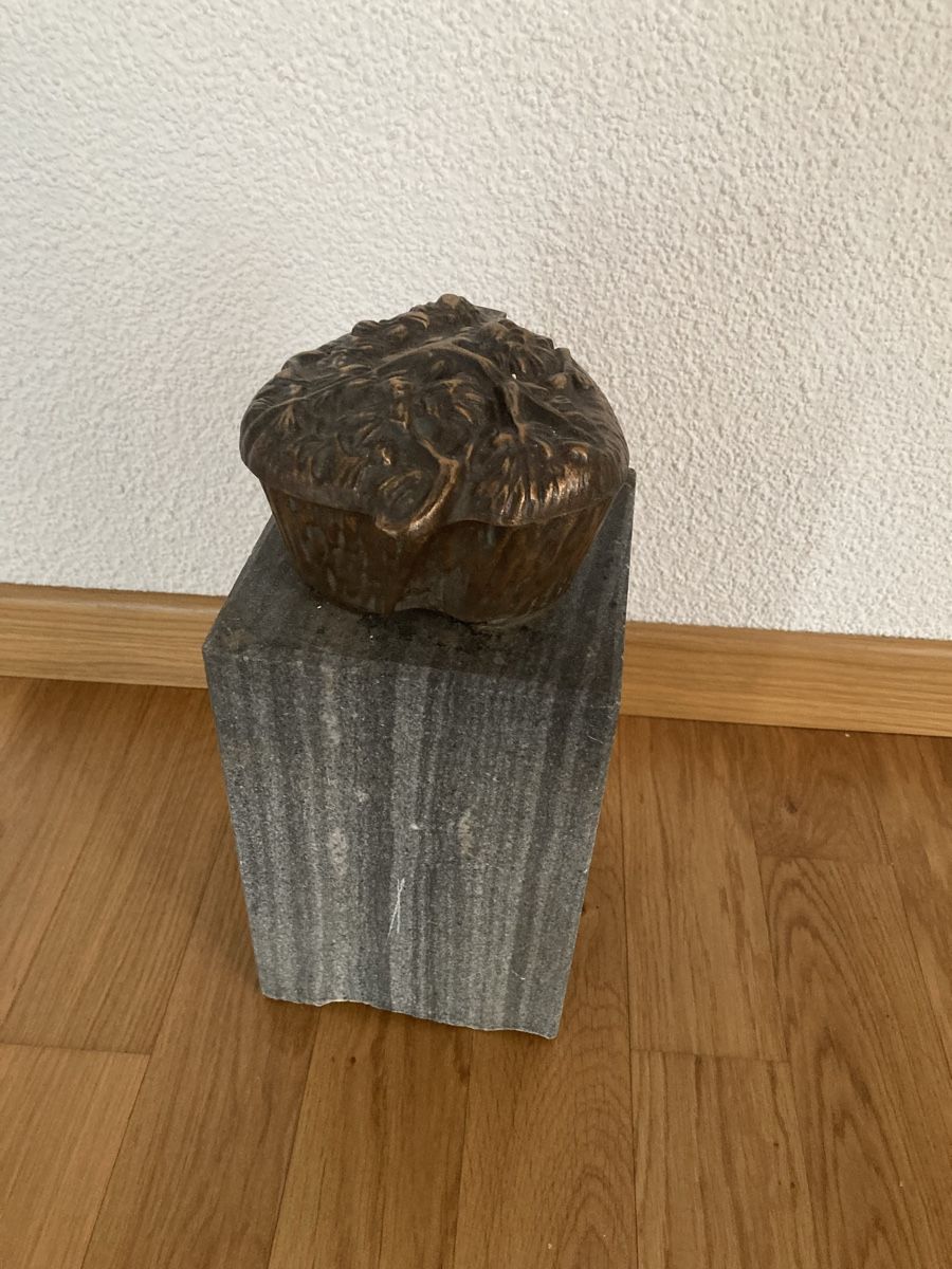 Sculture & Statue: Weihwasser Behälter mit Granitstein – Usato da Staad SG venduto da gab_7dr9